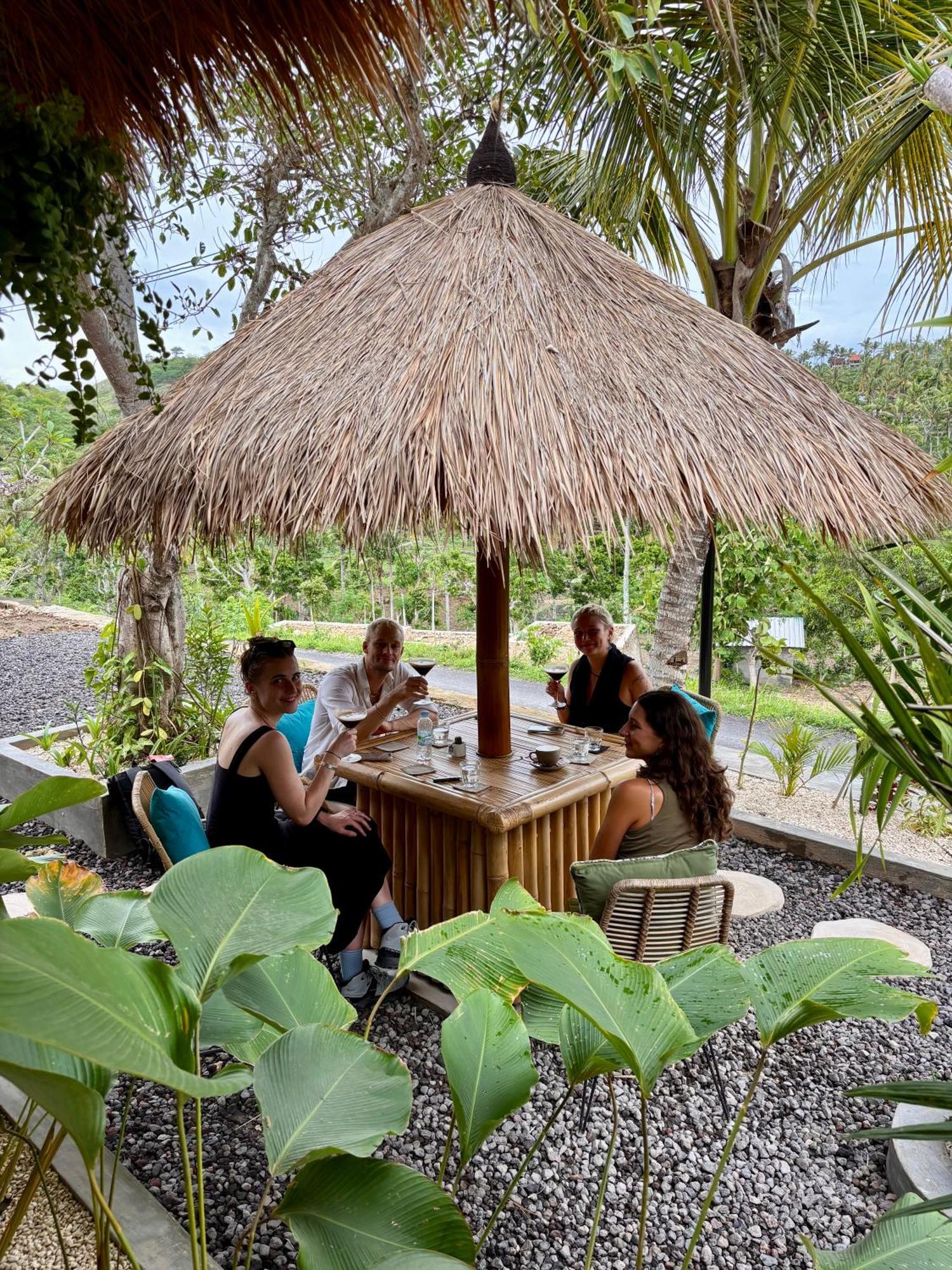 Kaje Cottage & Restaurant Tanglad Eksteriør billede